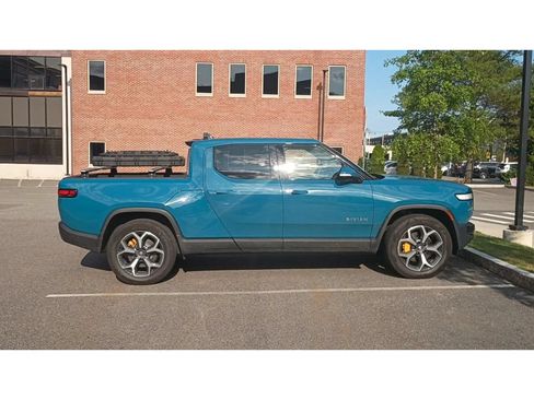 Used 2022 Rivian R1T Adventure AWD/4WD image 4