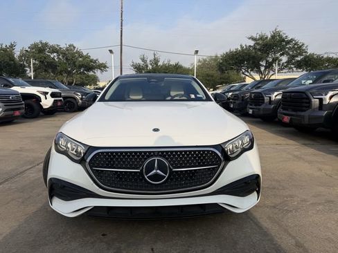 Used 2024 Mercedes-Benz E 350 4MATIC Sedan image 2