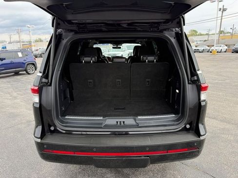 Used 2023 Lincoln Navigator Black Label AWD/4WD image 8