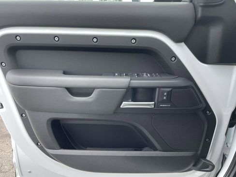 New 2026 Land Rover Defender 110 S AWD/4WD image 30