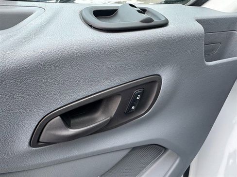 Used 2017 Ford Transit 150 XL image 13