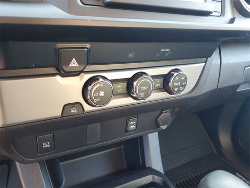 Used 2019 Toyota Tacoma SR5 image 21