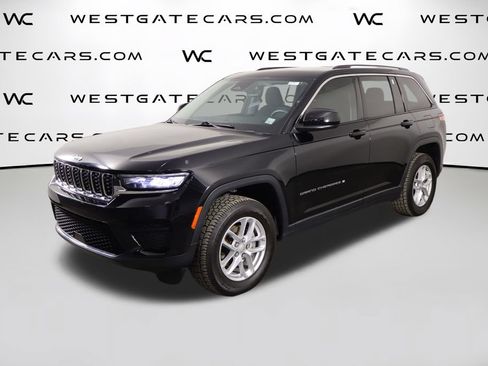 Used 2023 Jeep Grand Cherokee Laredo w/ Luxury Tech Group I AWD/4WD image 1