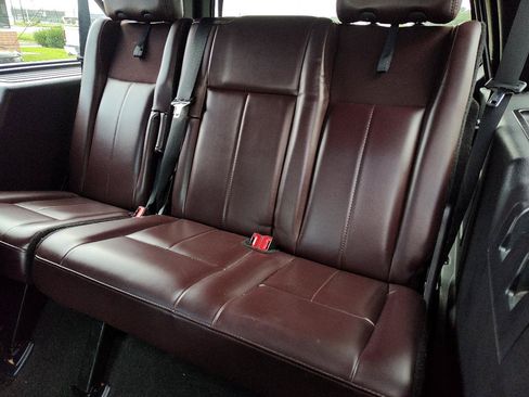 Used 2015 Ford Expedition EL Platinum RWD image 29