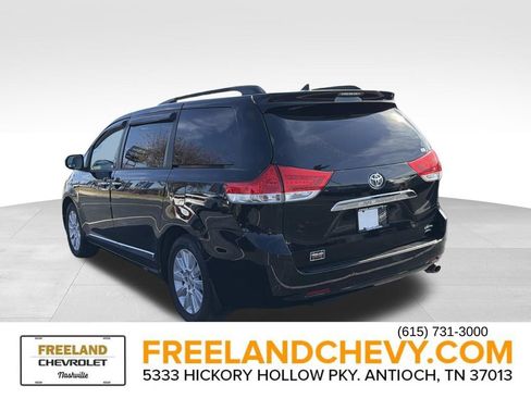 Used 2013 Toyota Sienna Limited image 5