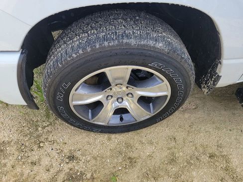 Used 2026 RAM 1500 Express AWD/4WD image 2