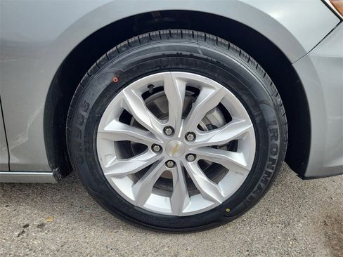 Certified 2025 Chevrolet Malibu LT image 17