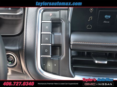 Used 2024 GMC Yukon AT4 w/ Technology Package AWD/4WD image 27