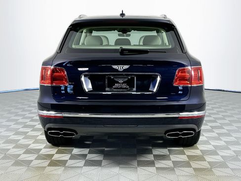 Used 2019 Bentley Bentayga image 10