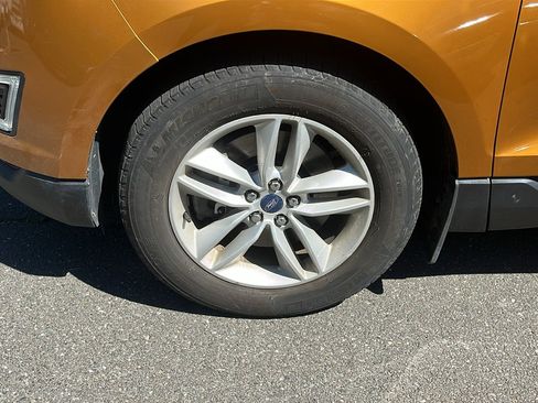 Used 2016 Ford Edge SEL w/ Equipment Group 201A AWD/4WD image 10