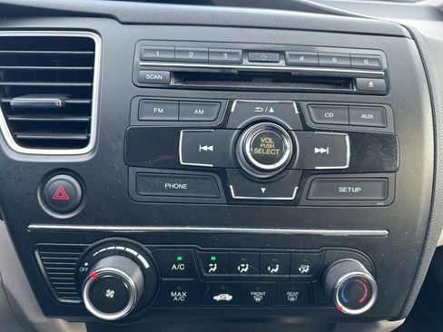 Used 2014 Honda Civic LX image 27