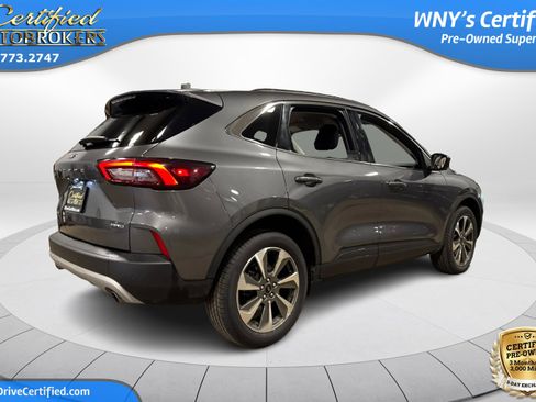 Used 2024 Ford Escape Platinum AWD/4WD image 6