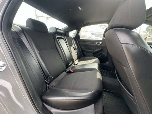 Used 2025 Honda Civic Sport image 33