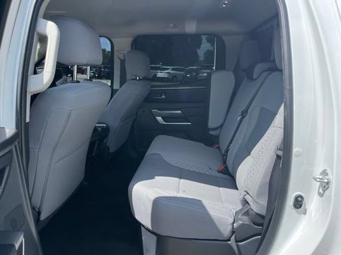 Used 2023 Toyota Tundra SR5 w/ SR5 Convenience Package AWD/4WD image 27