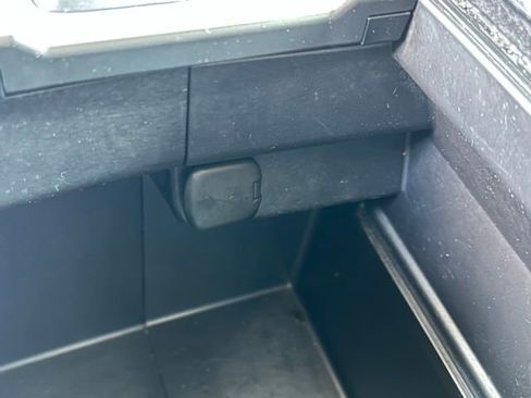 Used 2024 Toyota Grand Highlander XLE image 36