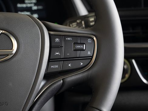 New 2026 Lexus UX 300h FWD image 23