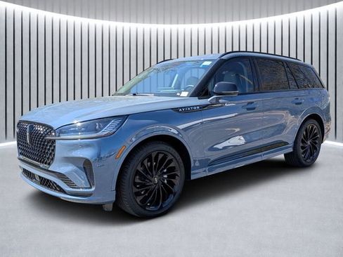 New 2026 Lincoln Aviator Reserve image 6