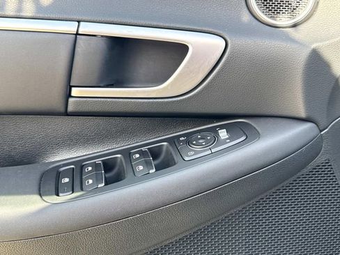 Used 2025 Hyundai Sonata SEL FWD image 26
