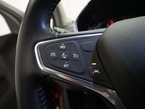 Used 2020 Chevrolet Equinox LT w/ Driver Convenience Package FWD image 17