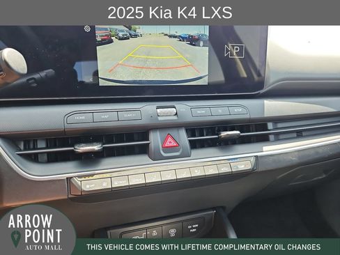 Used 2025 Kia K4 FWD image 24