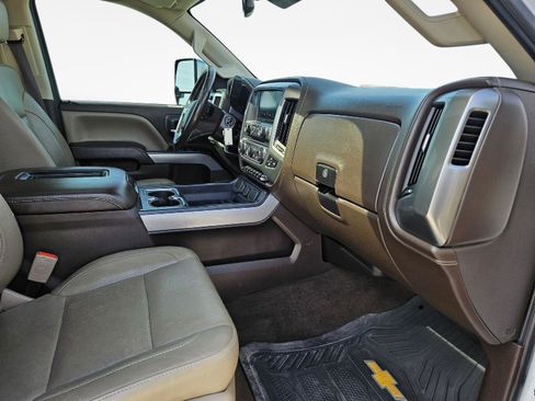 Used 2018 Chevrolet Silverado 2500 LTZ w/ Duramax Plus Package image 32