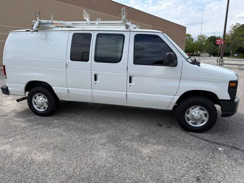 Used 2013 Ford E-250 and Econoline 250 w/ PWR Group RWD image 39