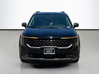 New 2026 Kia Carnival SX w/ SX Dark Edition Package FWD video 2