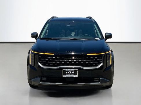 New 2026 Kia Carnival SX w/ SX Dark Edition Package FWD image 2