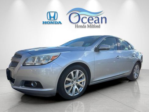 Used 2013 Chevrolet Malibu LTZ image 1
