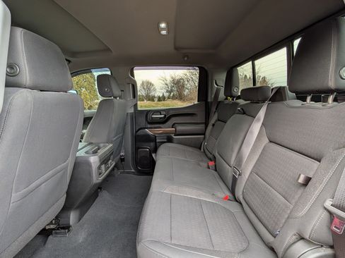 Used 2021 Chevrolet Silverado 1500 LT Trail Boss w/ Convenience Package II image 25