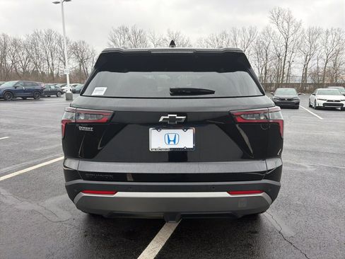 Used 2026 Chevrolet Equinox LT w/ Convenience Package II image 4