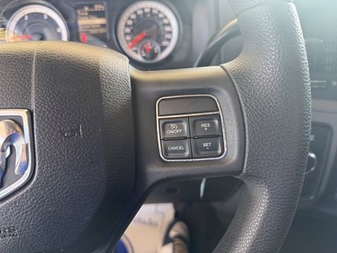 Used 2013 RAM 2500 Tradesman w/ Chrome Appearance Group image 25