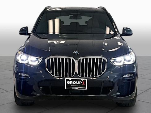 Used 2019 BMW X5 xDrive50i w/ M Sport Package AWD/4WD image 3