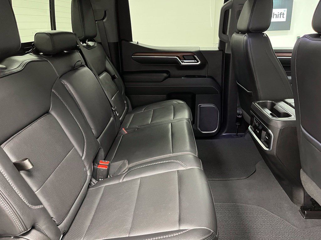 Used 2023 GMC Sierra 1500 Denali w/ Denali Reserve Package AWD/4WD image 54