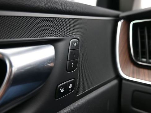 Used 2023 Volvo XC60 B5 Plus w/ Climate Package image 29