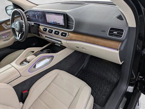 Used 2020 Mercedes-Benz GLS 580 4MATIC image 22