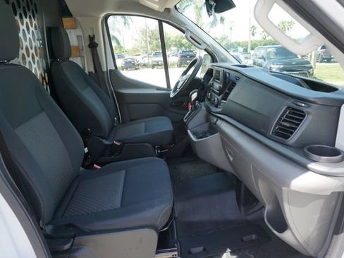 Used 2025 Ford Transit 250 Low Roof w/ Exterior Upgrade Package RWD image 3