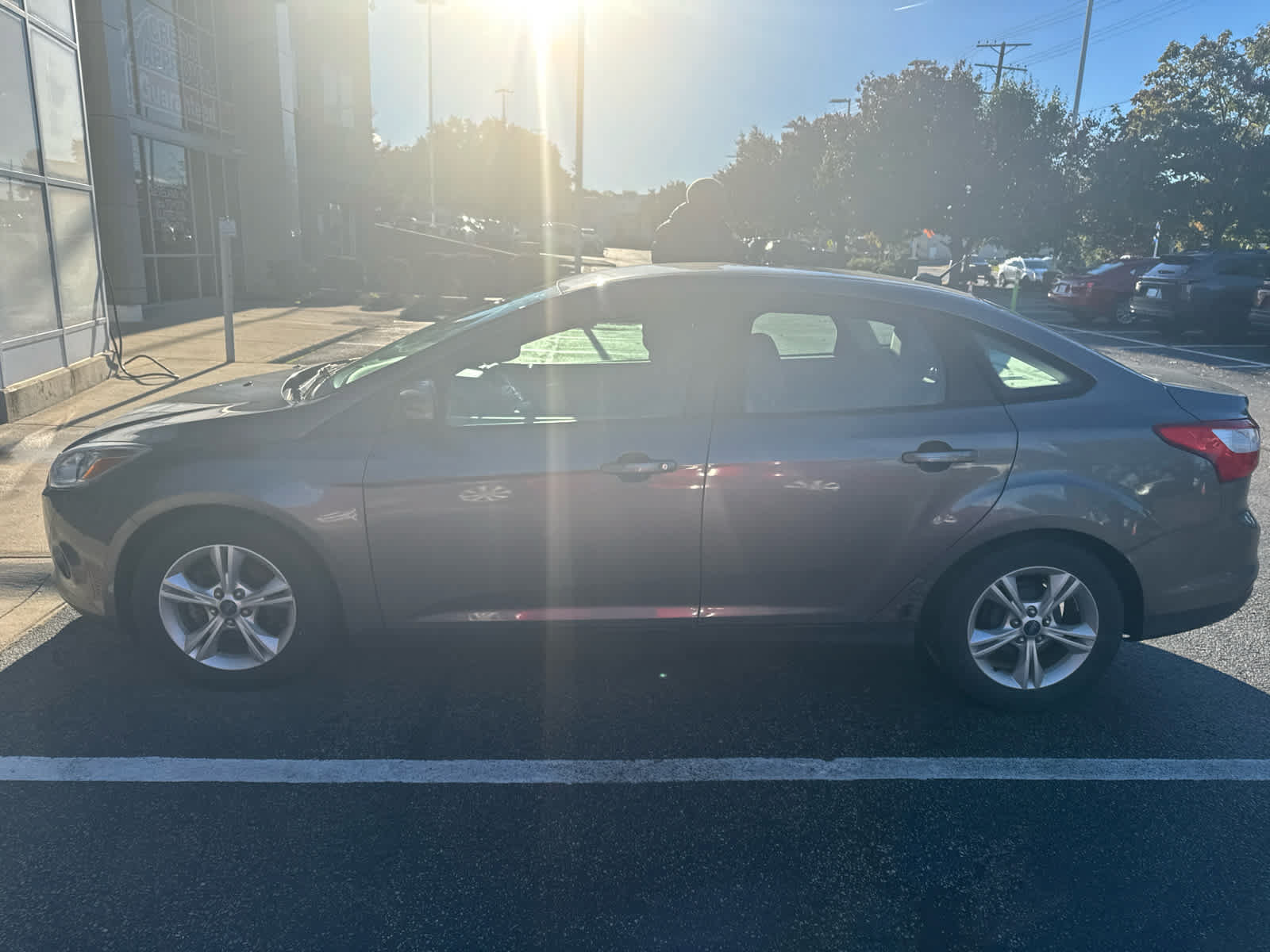 Used 2014 Ford Focus SE FWD image 17