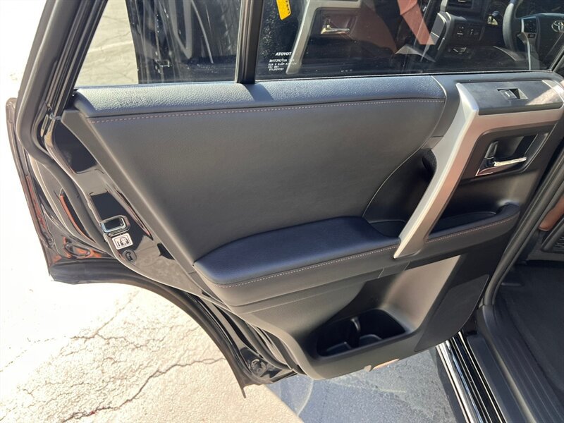 Used 2023 Toyota 4Runner Limited AWD/4WD image 20