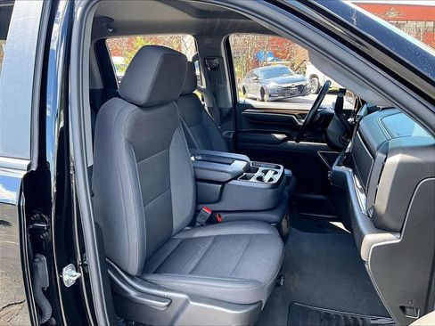 Used 2025 Chevrolet Silverado 1500 LT AWD/4WD image 10