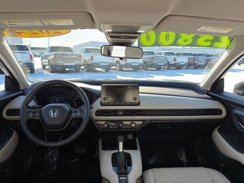 Used 2024 Honda HR-V LX image 23