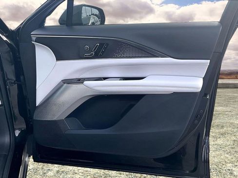 Certified 2023 Cadillac Lyriq 2WD image 28