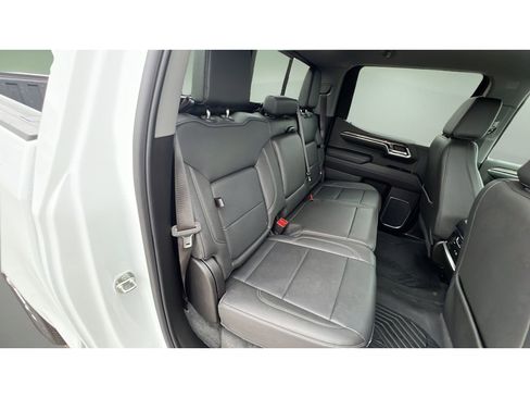 Used 2024 Chevrolet Silverado 1500 LTZ image 31