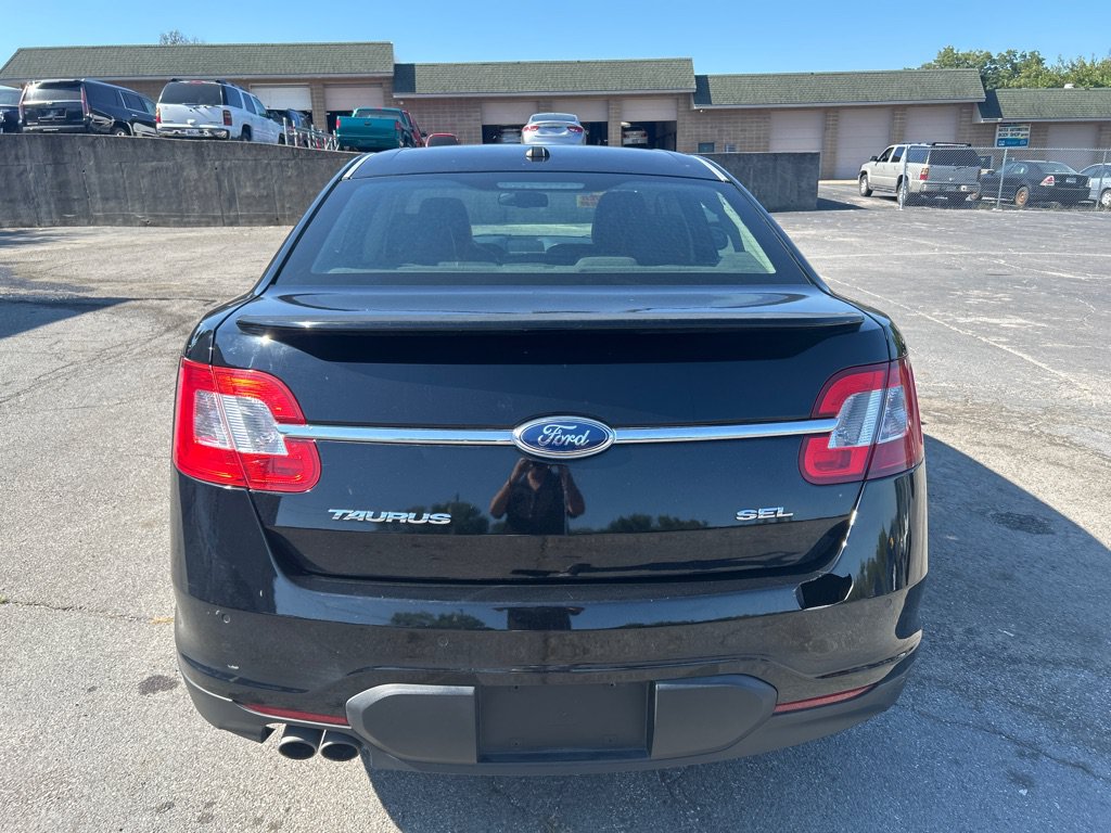 Used 2012 Ford Taurus SEL FWD image 7