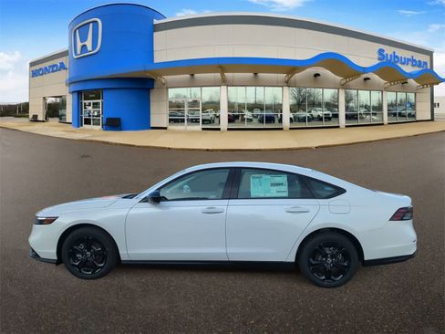 New 2025 Honda Accord SE image 5