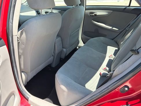 Used 2011 Toyota Corolla LE FWD image 13