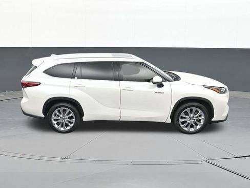 Used 2020 Toyota Highlander Limited FWD image 68