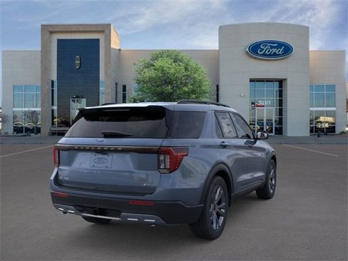New 2026 Ford Explorer Active w/ Active Comfort Package image 8