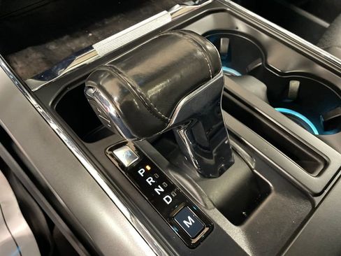 Used 2021 Ford F150 Lariat w/ Equipment Group 502A High image 28