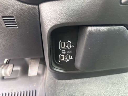 Used 2021 RAM 1500 Big Horn AWD/4WD image 27